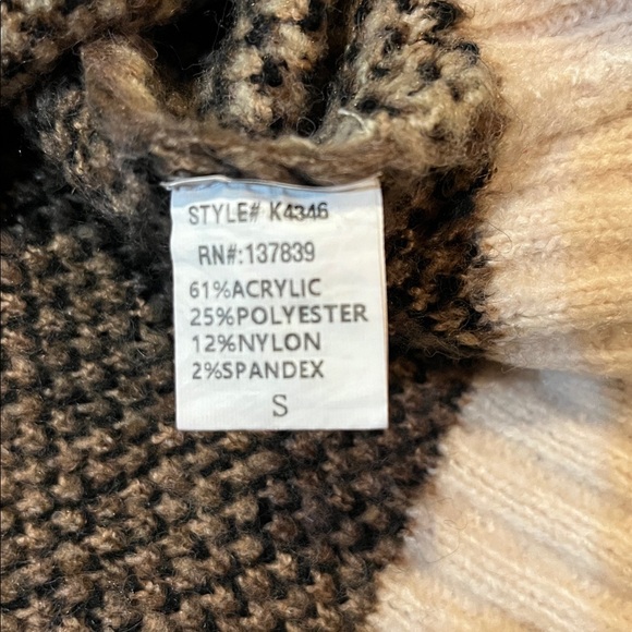 Luna Ivy /Anthropologie Teddy Bear Brown Sweater Size S EUC - Picture 7 of 11